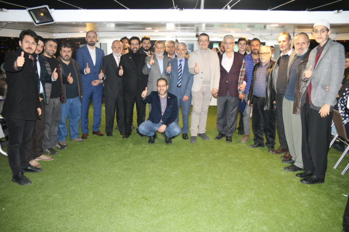 AGD ve MGV Zeytinburnu Şubesinin Boğaz iftarında izdiham vardı