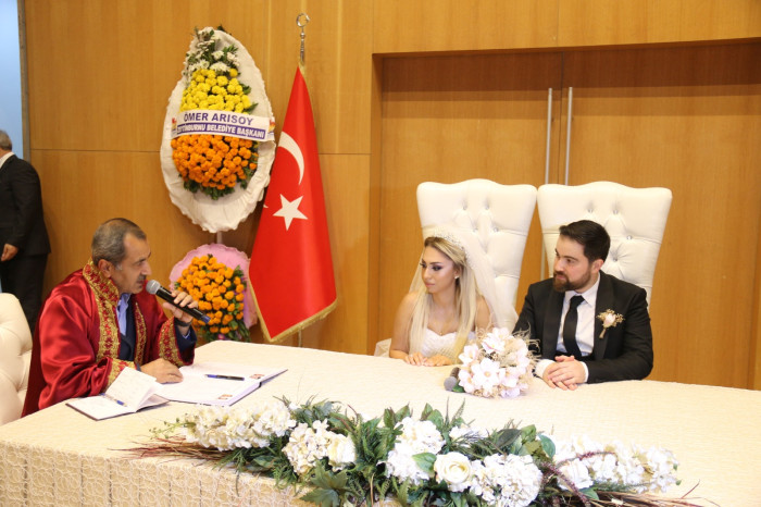 Mervenur ile Tarık bir ömür mutluluğa Evet dedi