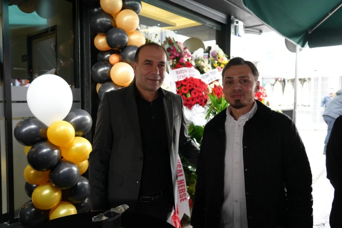 Altın Emlak Zeytinburnu Şubesine G&ouml;rkemli A&ccedil;ılış