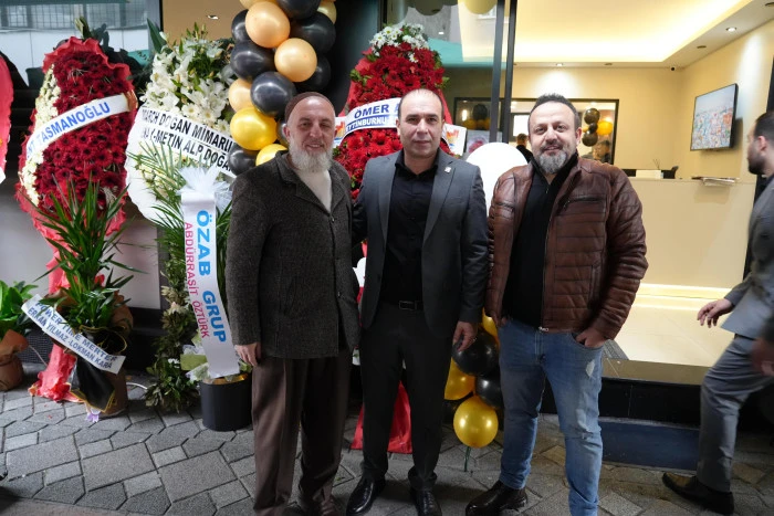 Altın Emlak Zeytinburnu Şubesine G&ouml;rkemli A&ccedil;ılış