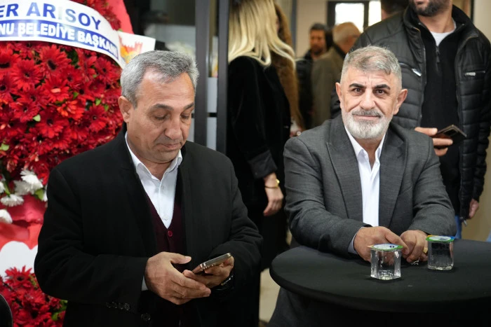 Altın Emlak Zeytinburnu Şubesine G&ouml;rkemli A&ccedil;ılış