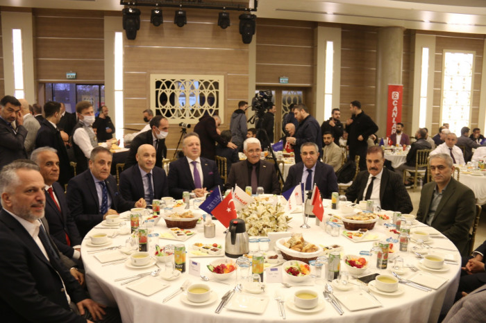 ZETSİAD iftarda Tekstil sektörünü buluşturdu
