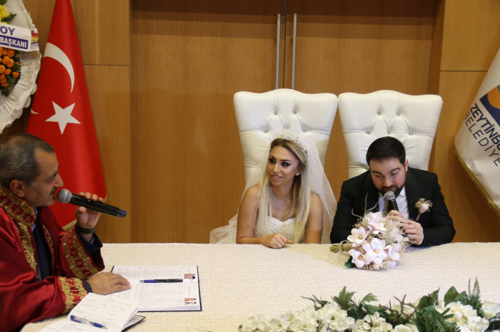 Mervenur ile Tarık bir ömür mutluluğa Evet dedi