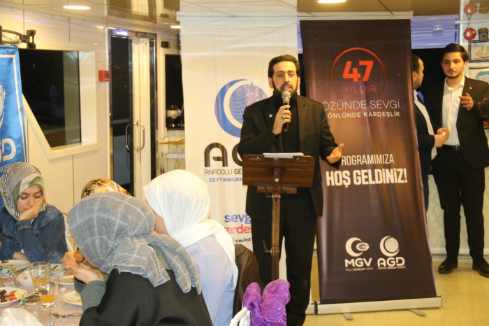 AGD ve MGV Zeytinburnu Şubesinin Boğaz iftarında izdiham vardı