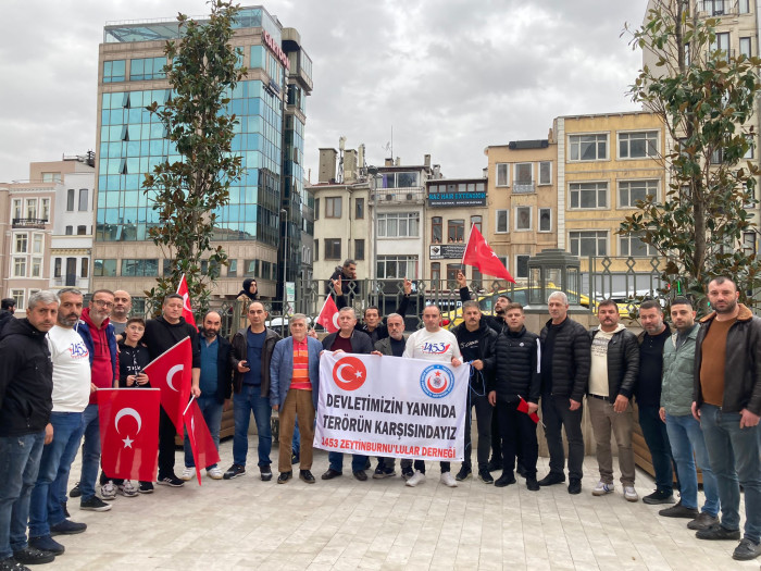 1453 Zeytinburnulular Derneği Taksim Şehitlerini andı