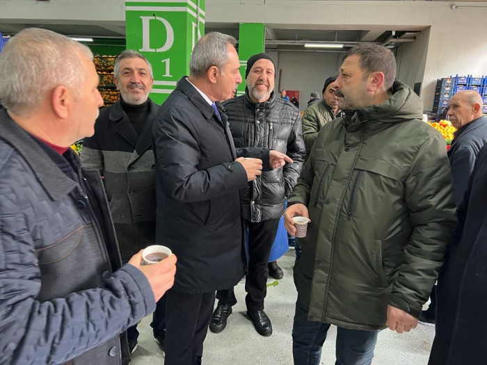 Zeytinburnu Modern Kapalı Pazarında İlk GÜN