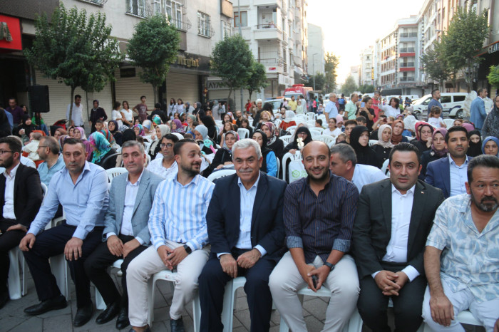 Telsiz Mahalle Muhtar Edanur Menteş 73 evladımızı sünnet ettirdi