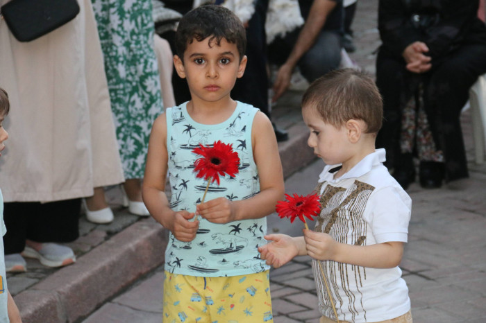 Telsiz Mahalle Muhtar Edanur Menteş 73 evladımızı sünnet ettirdi