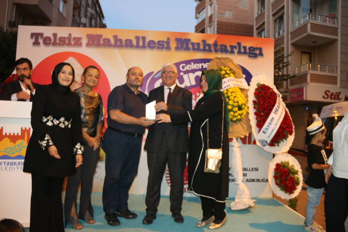 Telsiz Mahalle Muhtar Edanur Menteş 73 evladımızı sünnet ettirdi