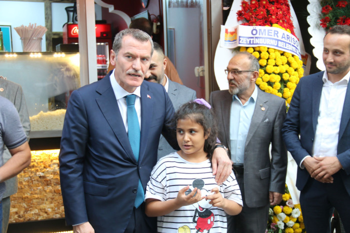 Elmasım Pilavcısı Sümer Mahallesinde dualarla açıldı