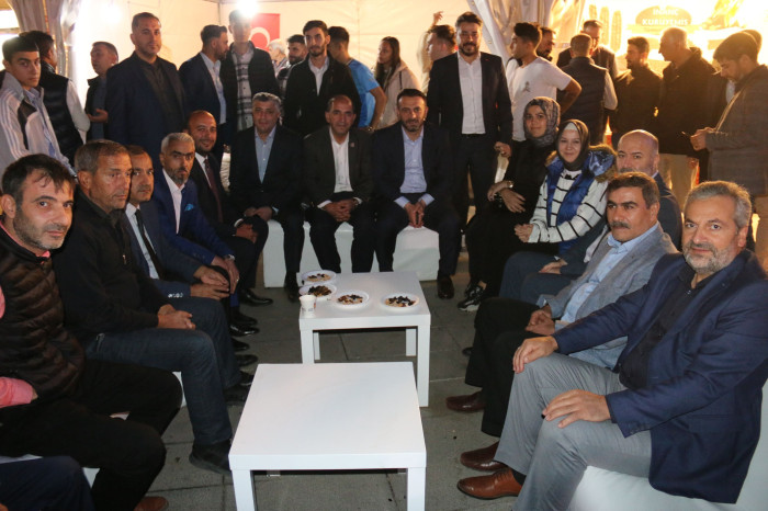 18’inci Yöresel Günlerde Diyarbakırlılardan Burma Kadayıf ikramı