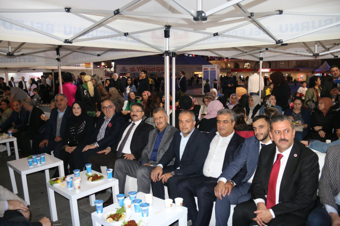 Çayda Çırası ve Çiğ Köftesiyle Elazığ Gecesi