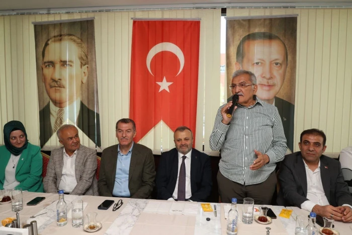 AK Parti 24 Yaşında