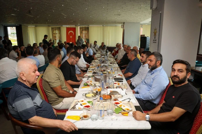 AK Parti 24 Yaşında