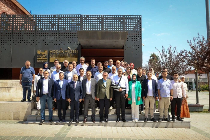 AK Parti 24 Yaşında