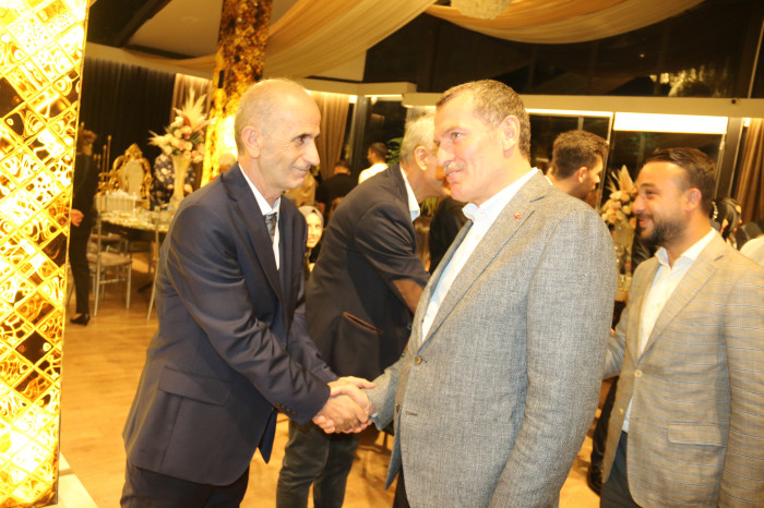 Çağlanur ile Emirhan görkemli düğün merasimiyle dünya evine girdi