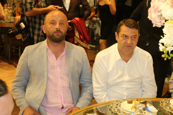 Çağlanur ile Emirhan görkemli düğün merasimiyle dünya evine girdi