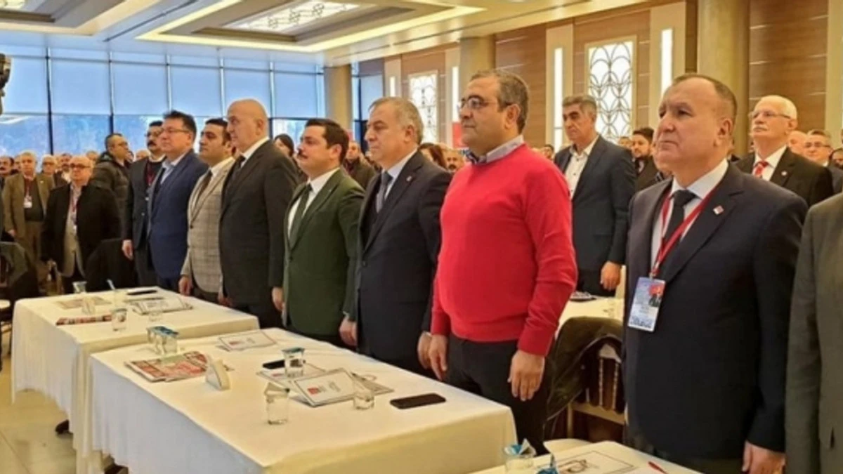 CHP Zeytinburnu&rsquo;nda Delege Se&ccedil;imleri Tamamlandı: 1. Liste &Uuml;st&uuml;n &Ccedil;ıktı