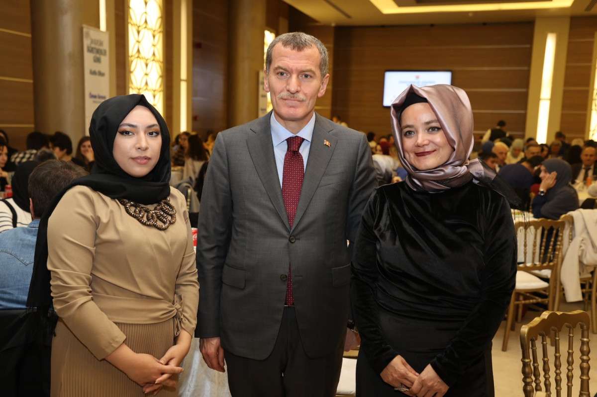 Öğretmenler Yemekte Buluştu