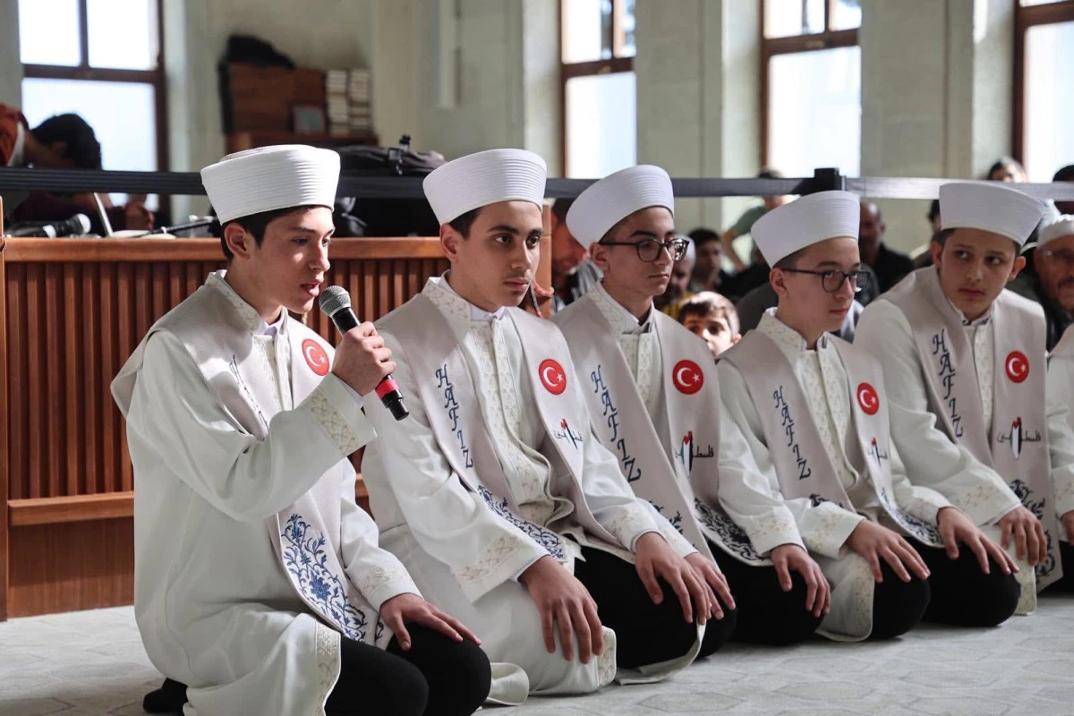  Zeytinburnu Millet Camii&rsquo;nde icazet heyecanı