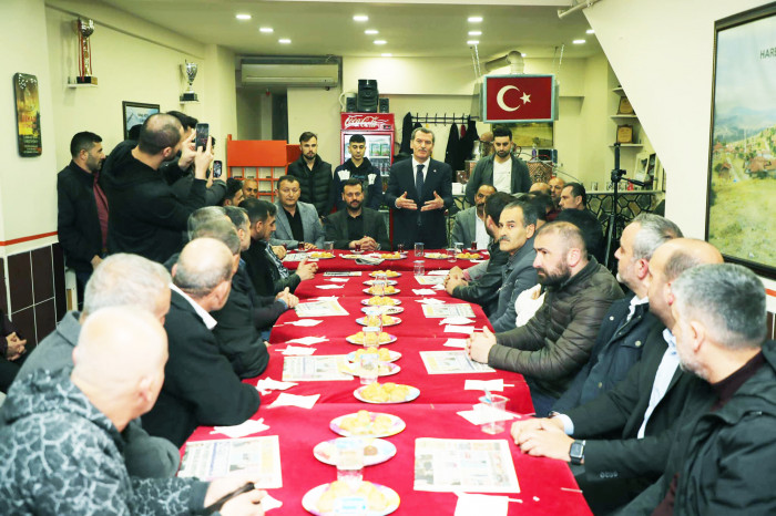 Belediye Başkanı Ömer Arısoy Tokat Kışla Köyleri Derneğini ziyaret etti