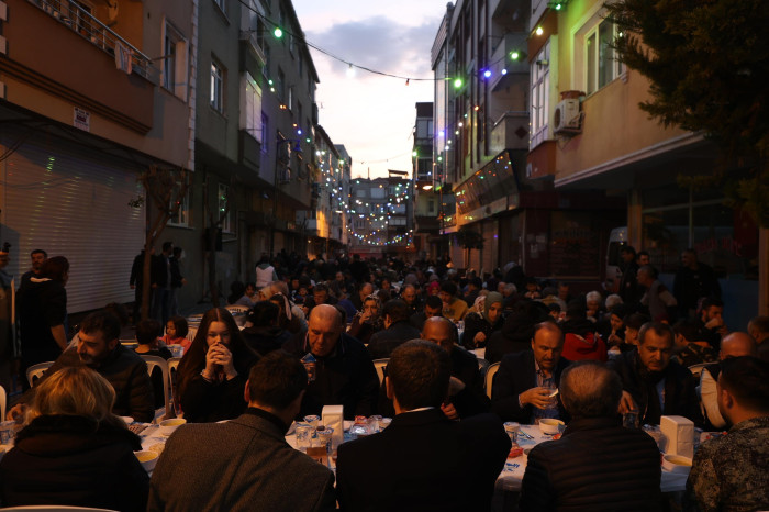 Yenidoğan-Gökalp Mahalleleri Sokak İftarı